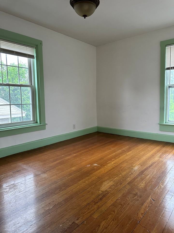 274 Amherst St #11 - Photo 6 of 8