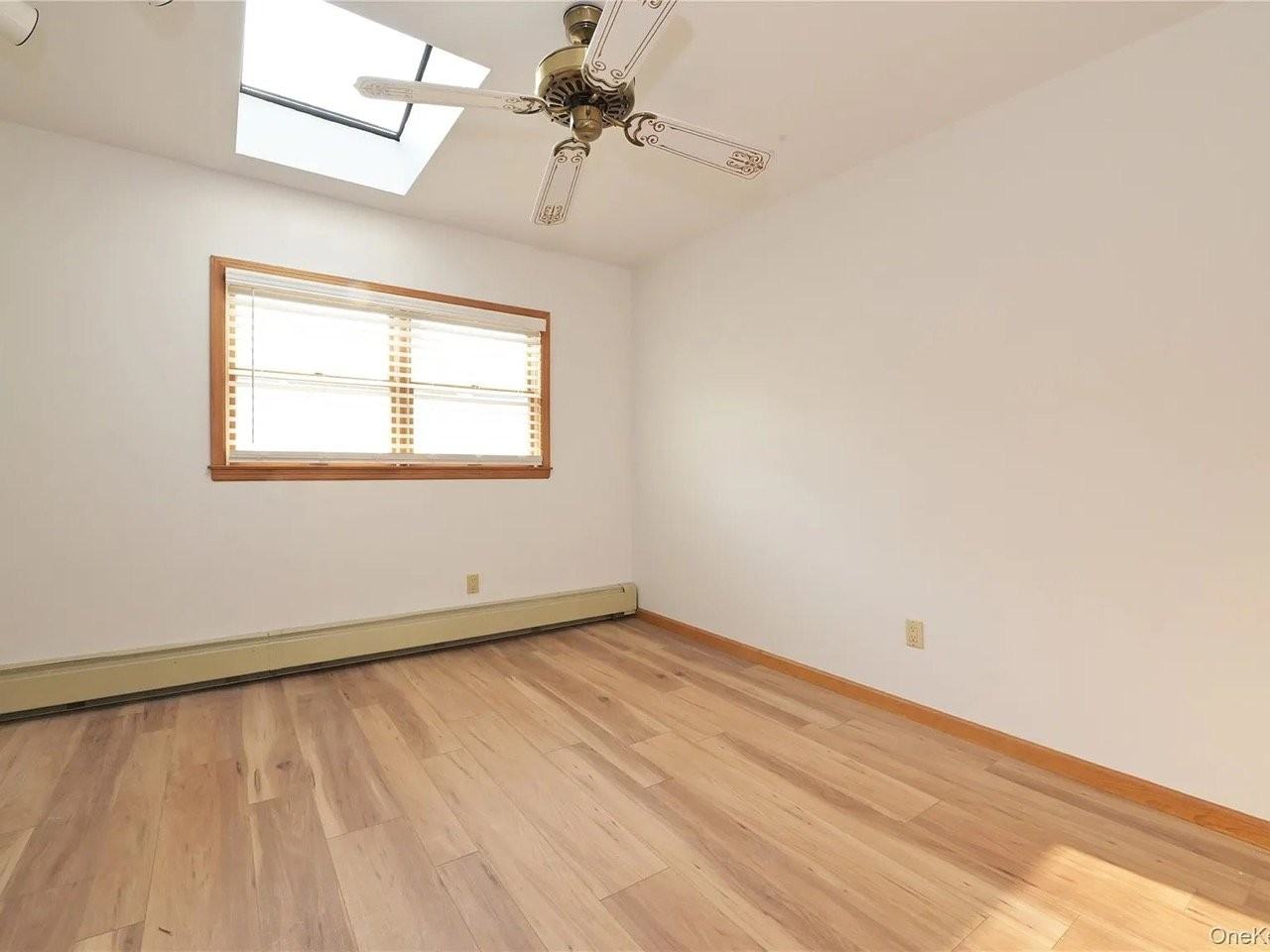 24948 Rushmore Ter - Photo 3 of 19