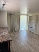 featured image of 911 Teller Ave #1