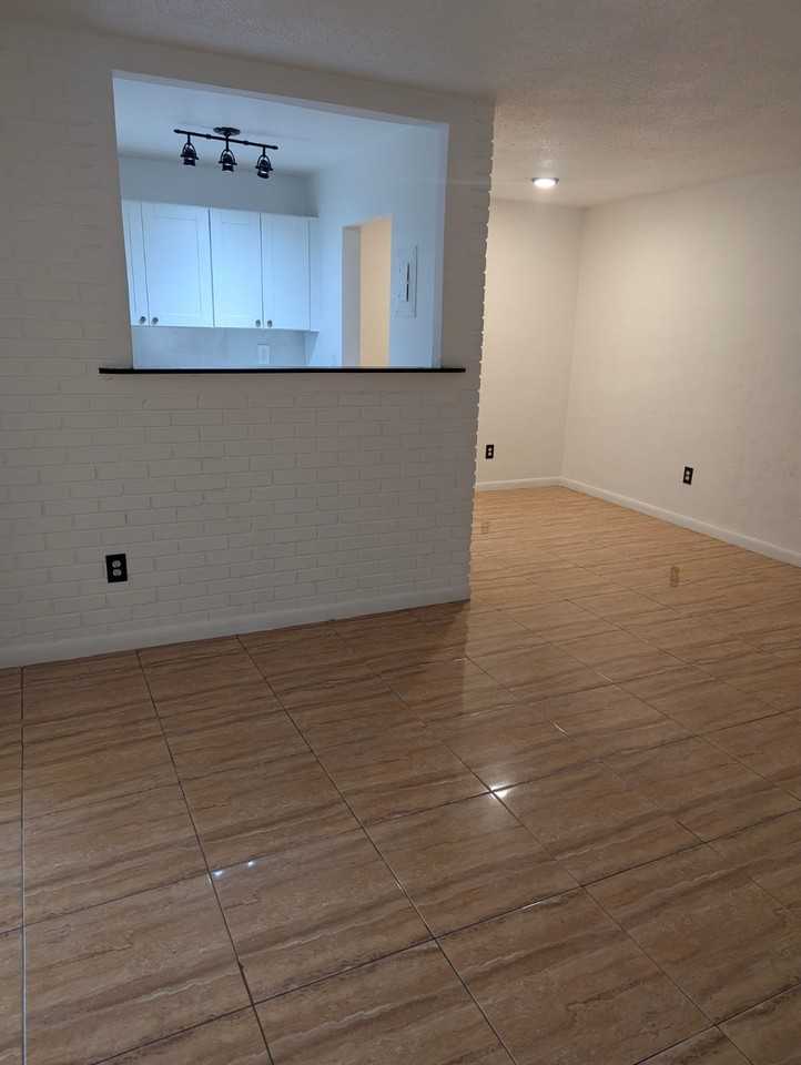 20400 Nwave #103 - Photo 6 of 16