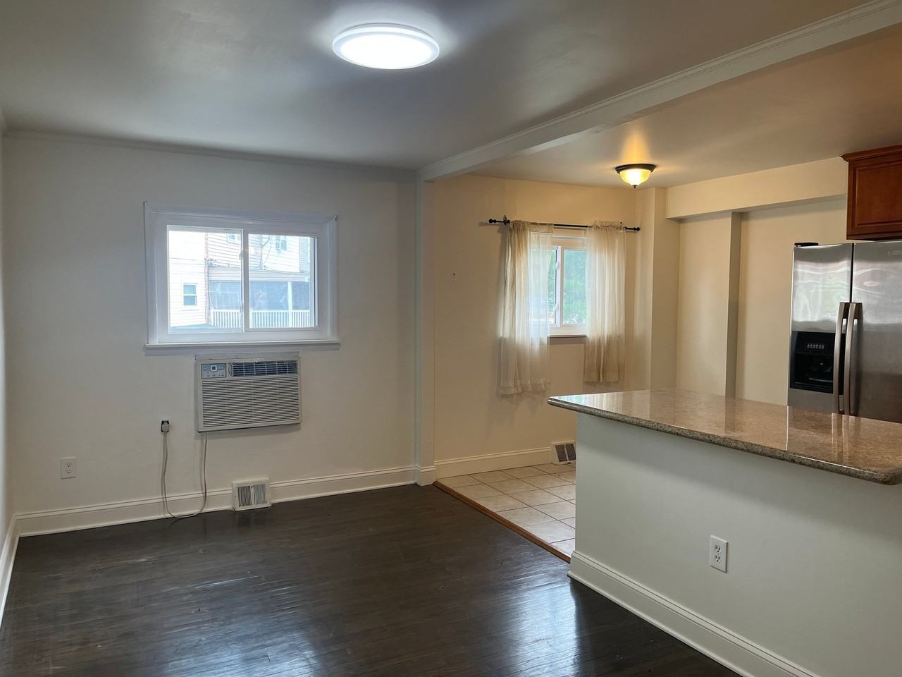 4227 Greenmount Rd - Photo 4 of 20