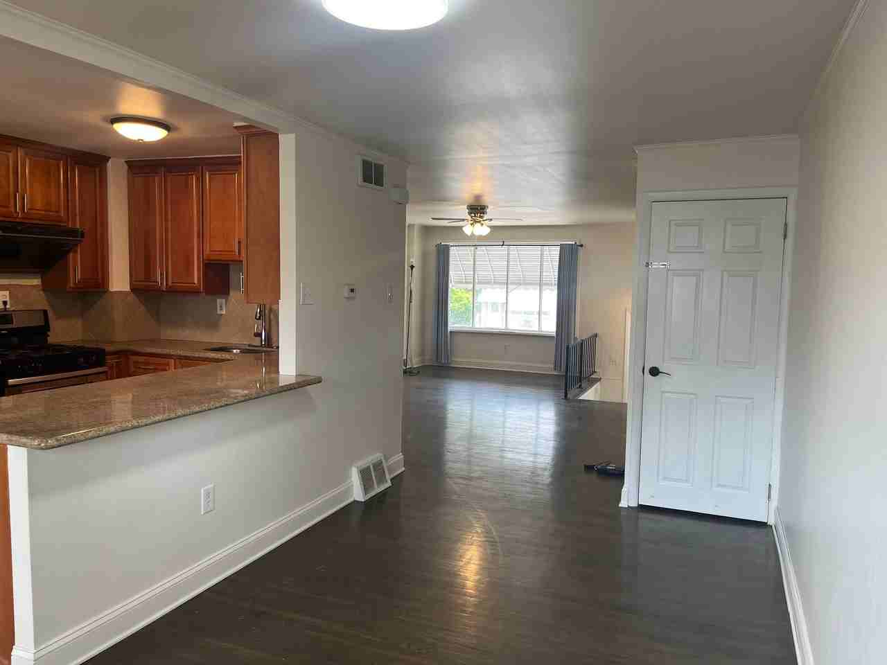 4227 Greenmount Rd - Photo 6 of 20
