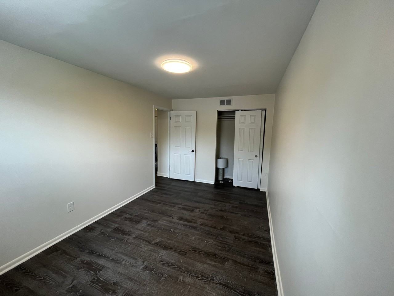 4227 Greenmount Rd - Photo 7 of 20