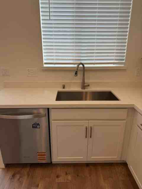 2915 Porcelain St - Photo 6 of 20