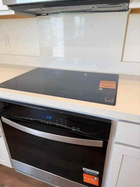 2915 Porcelain St - Photo 7 of 20