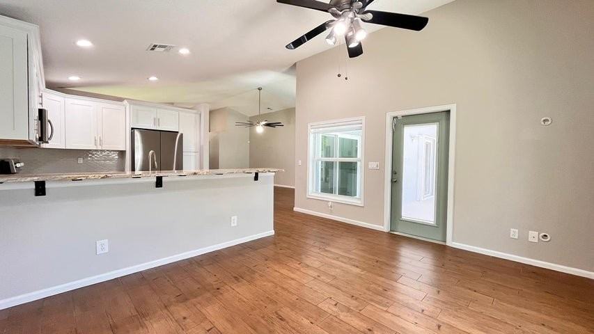 1627 Oak Berry Cir - Photo 5 of 8