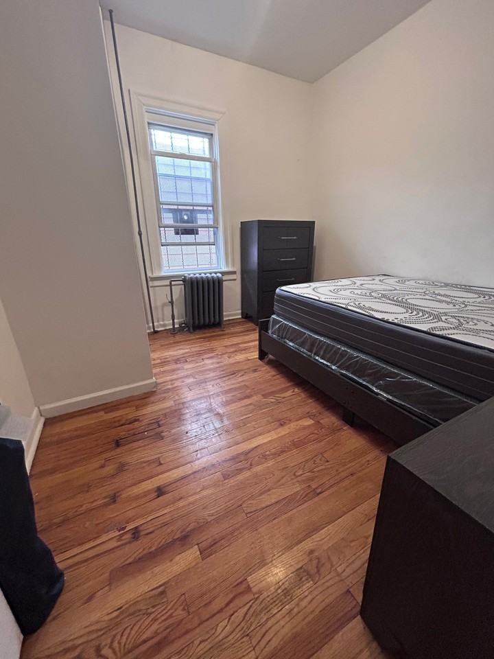 626 E 230th St #1 - Photo 7 of 10