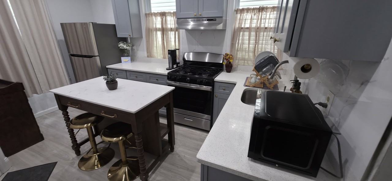 184 Arlington Ave #1 - Photo 7 of 12