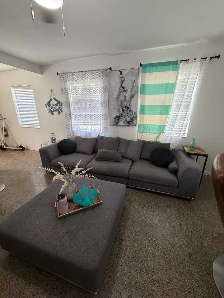 2130 Mckinley St #N - Photo 2 of 12