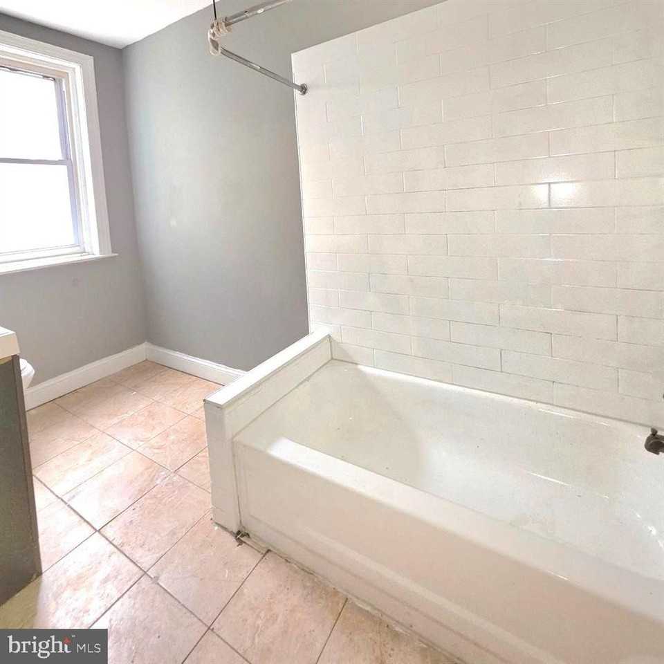 5508 Walnut St #1 - Photo 3 of 5