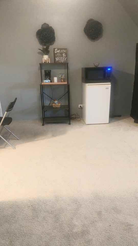 1035 Noble Ave - Photo 7 of 9