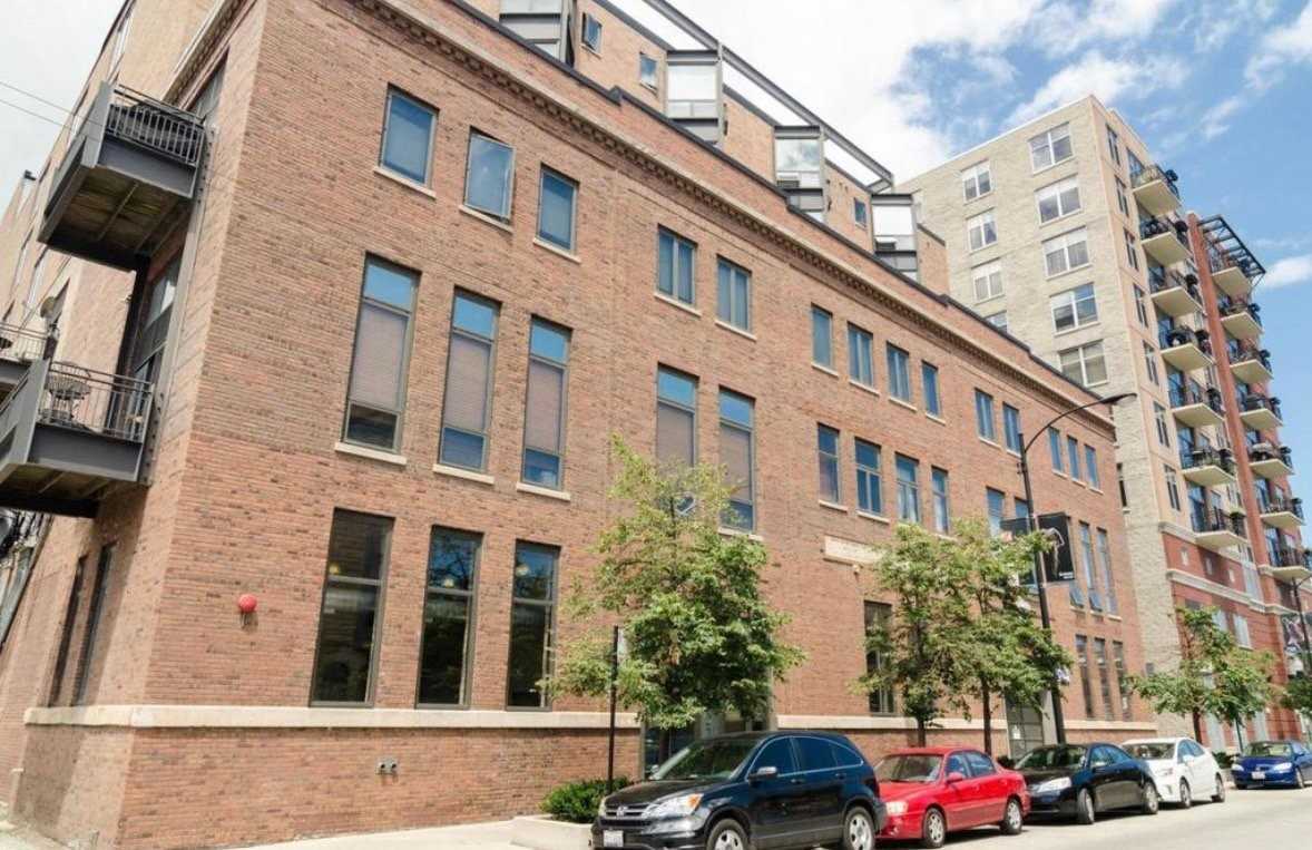222 S Racine Ave #403 - Photo 2 of 20
