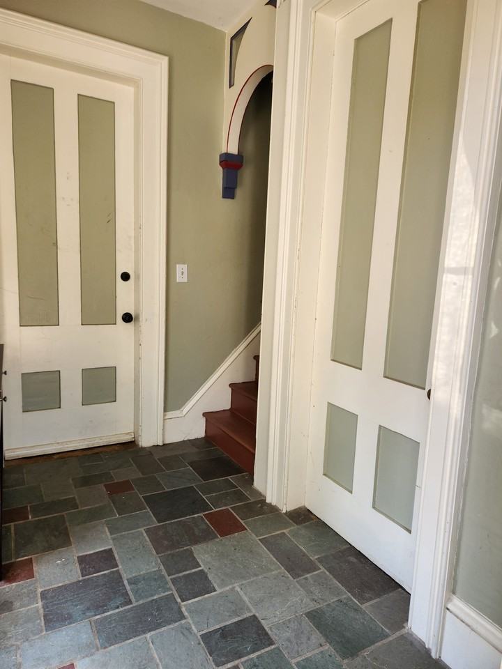 118 Main St #3 - Photo 2 of 16