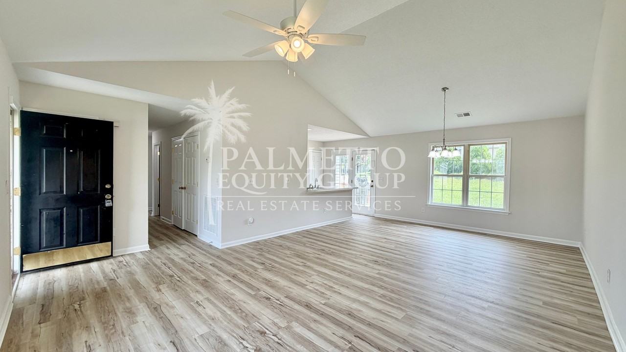 700 Brushy Fork Dr - Photo 3 of 12