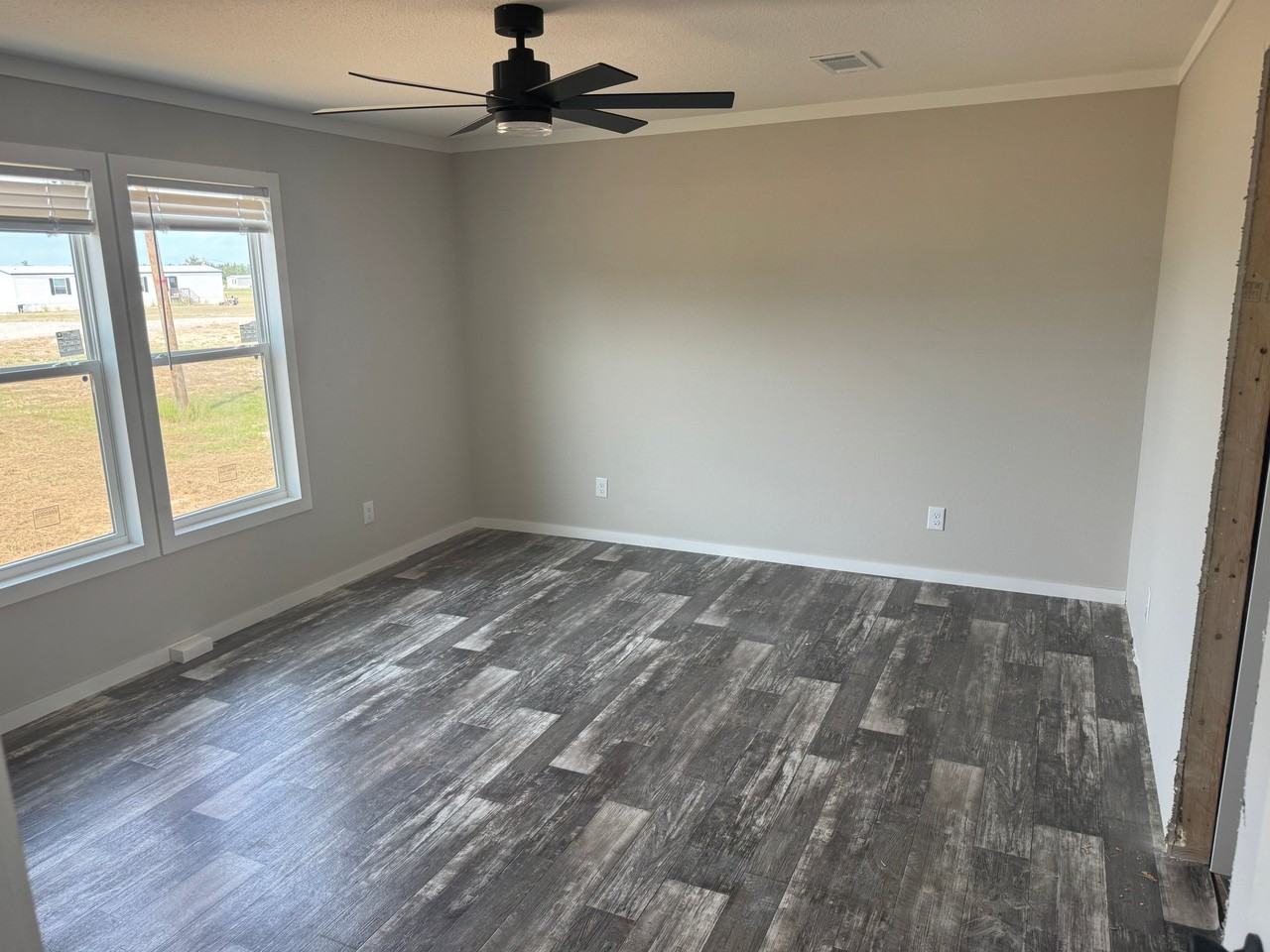 120 Patriot Ln - Photo 5 of 15