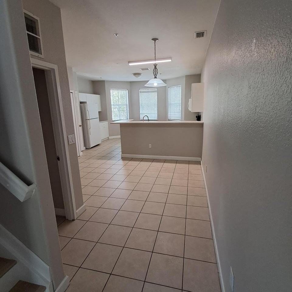 3510 Shoma Dr - Photo 4 of 8