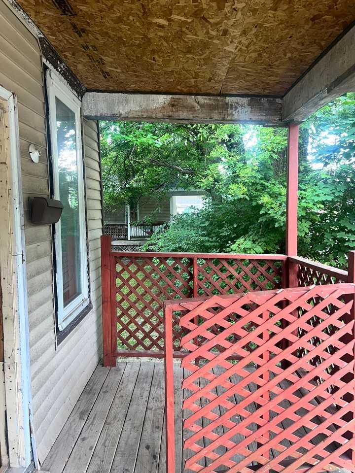 785 E Cantrell St - Photo 3 of 20