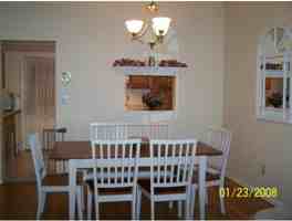 featured image of 425 Main St
