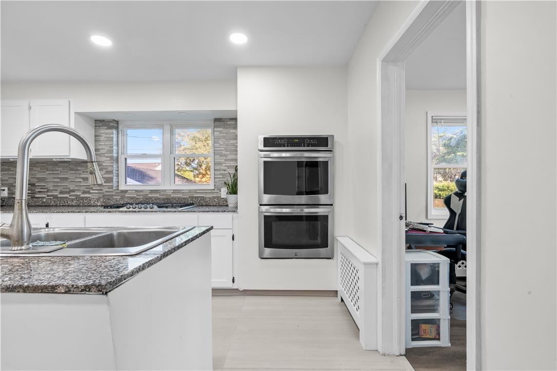 726 Seneca St #1stFL - Photo 4 of 46