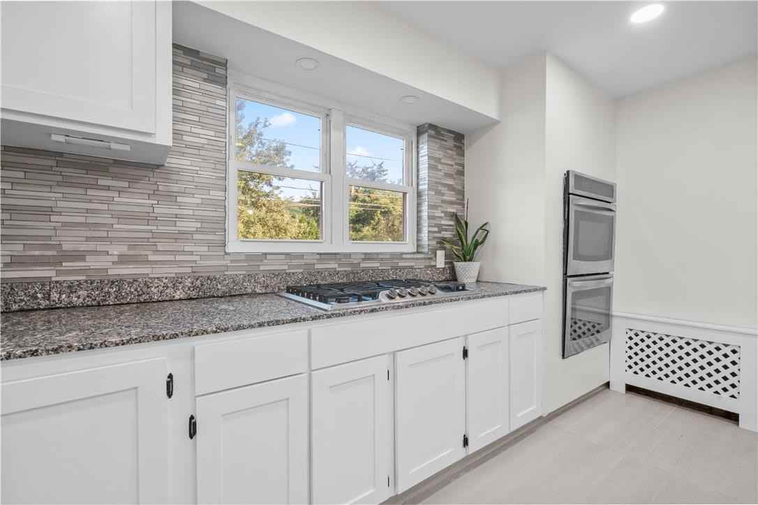 726 Seneca St #1stFL - Photo 5 of 46