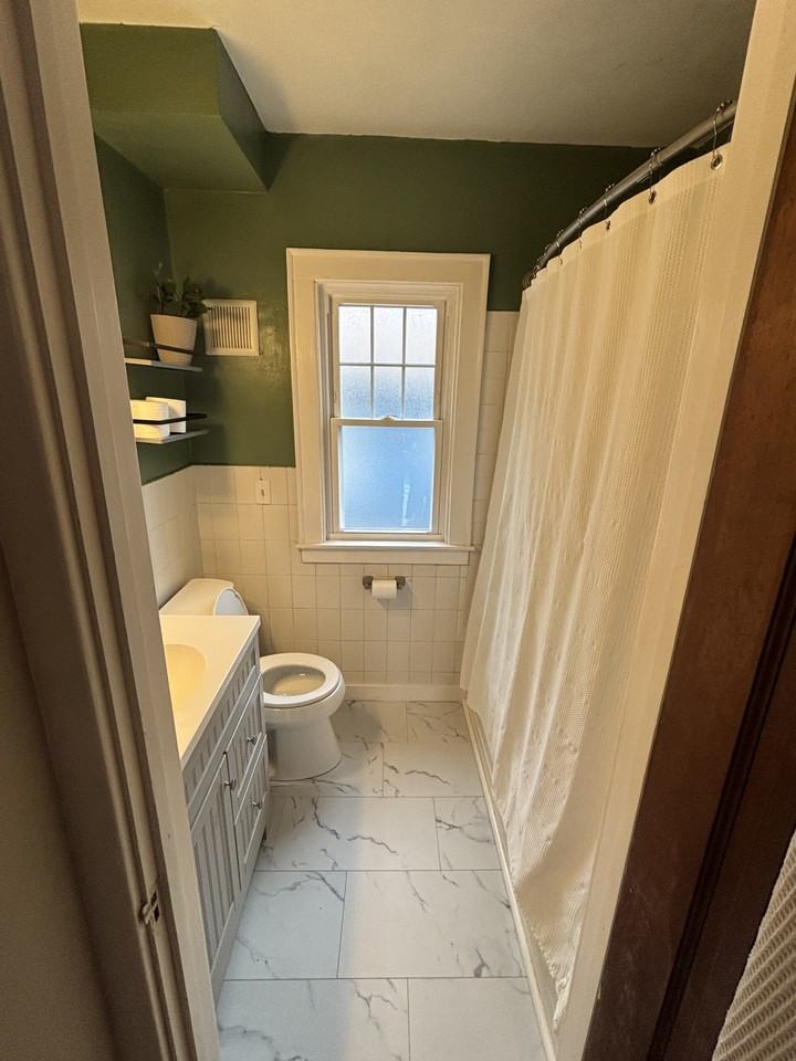 511 Montrose Ave #NA - Photo 4 of 10
