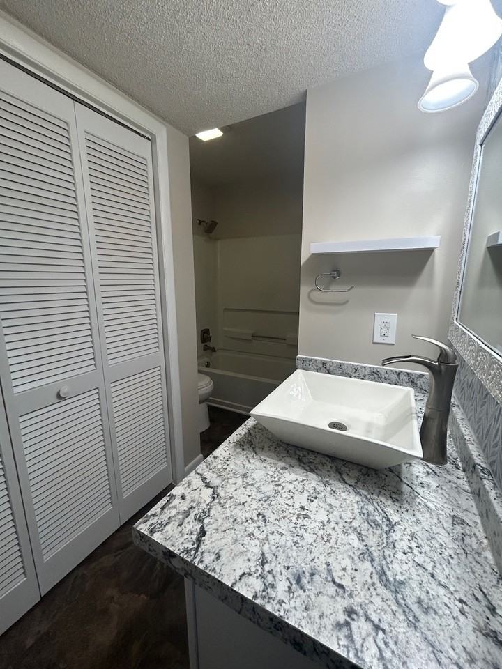 405 Harbison Blvd #811B - Photo 3 of 12