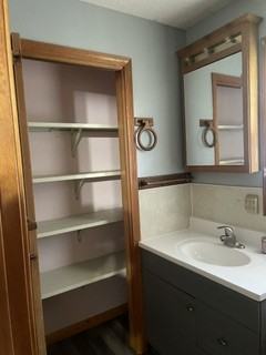 1120 E Ohio St - Photo 4 of 7