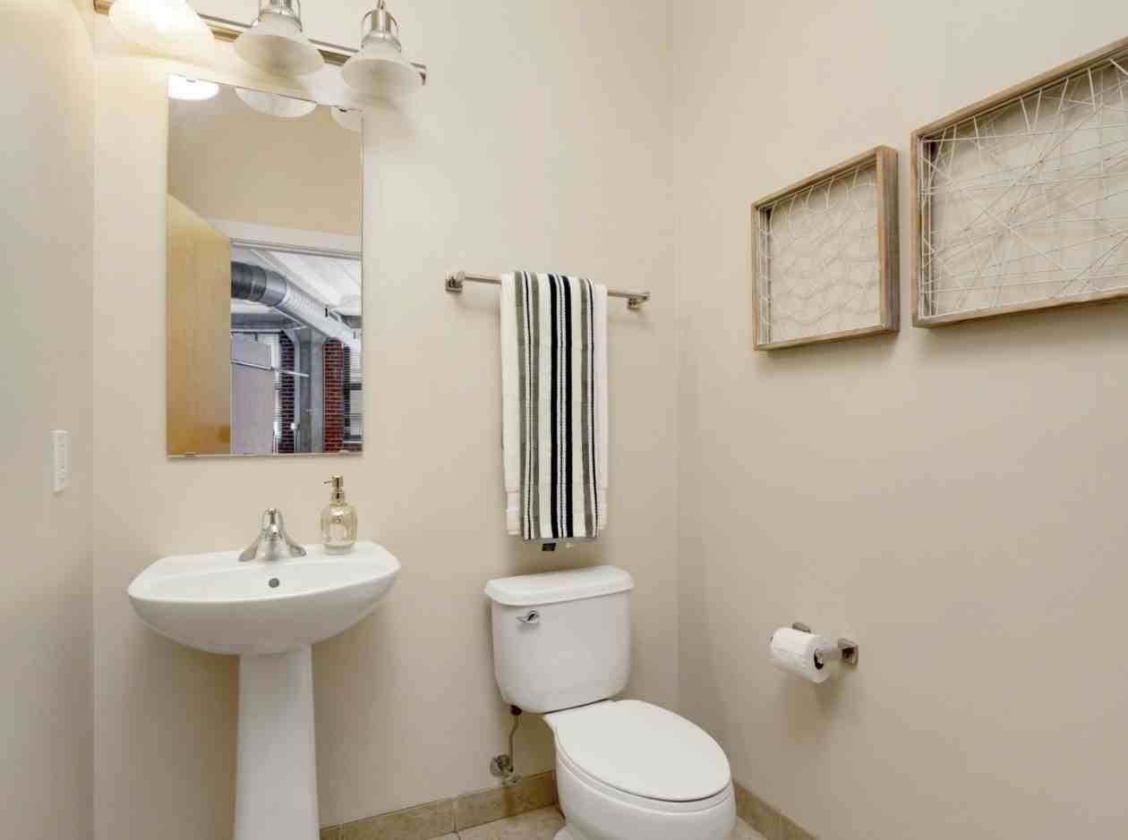 1619 Washington Ave #603 - Photo 3 of 19