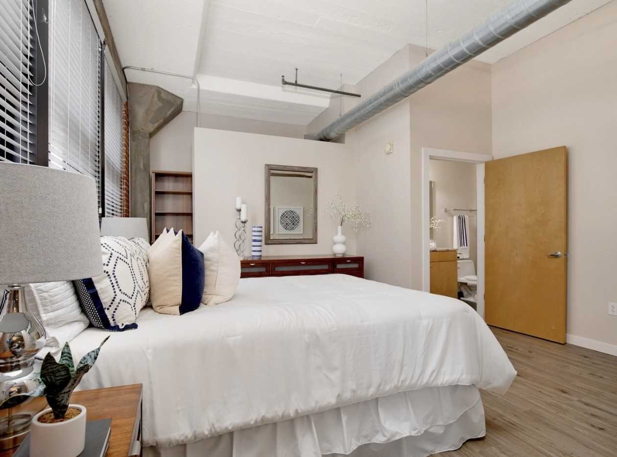1619 Washington Ave #603 - Photo 5 of 19