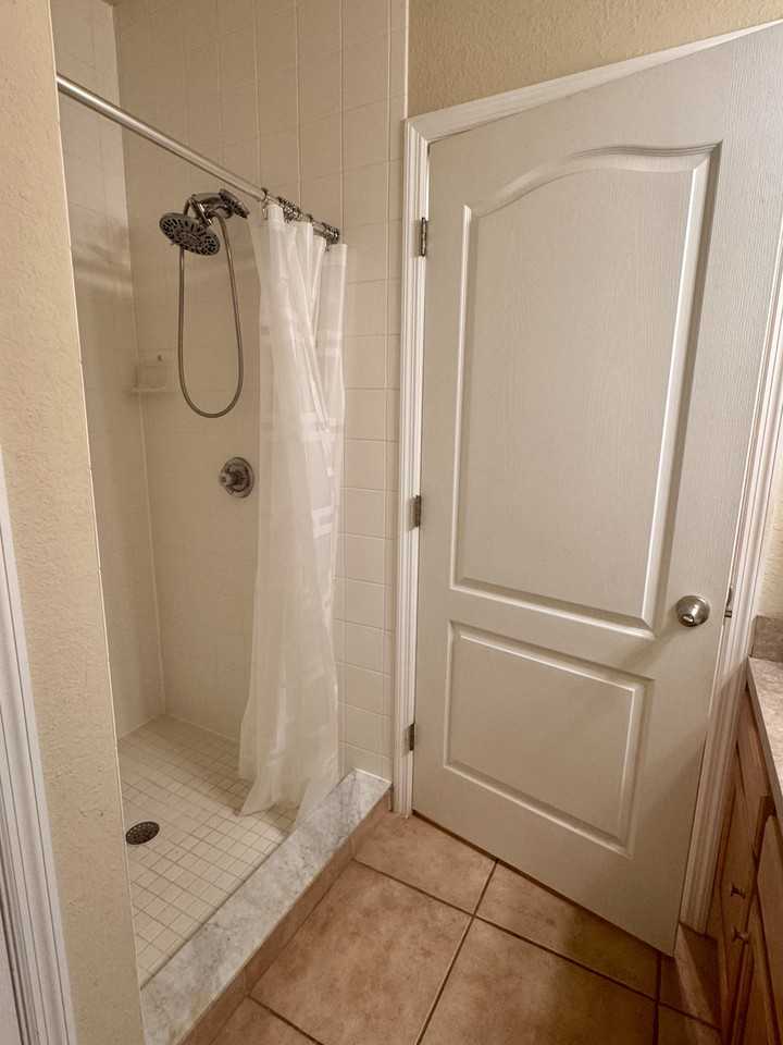 2938 Sw 35th Pl #26 - Photo 7 of 24