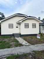 featured image of 835 17th St N #NA