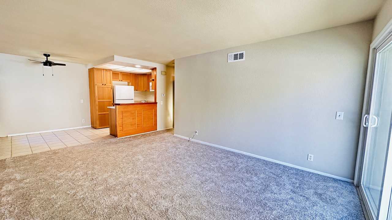 8811 Gilman Dr - Photo 6 of 30