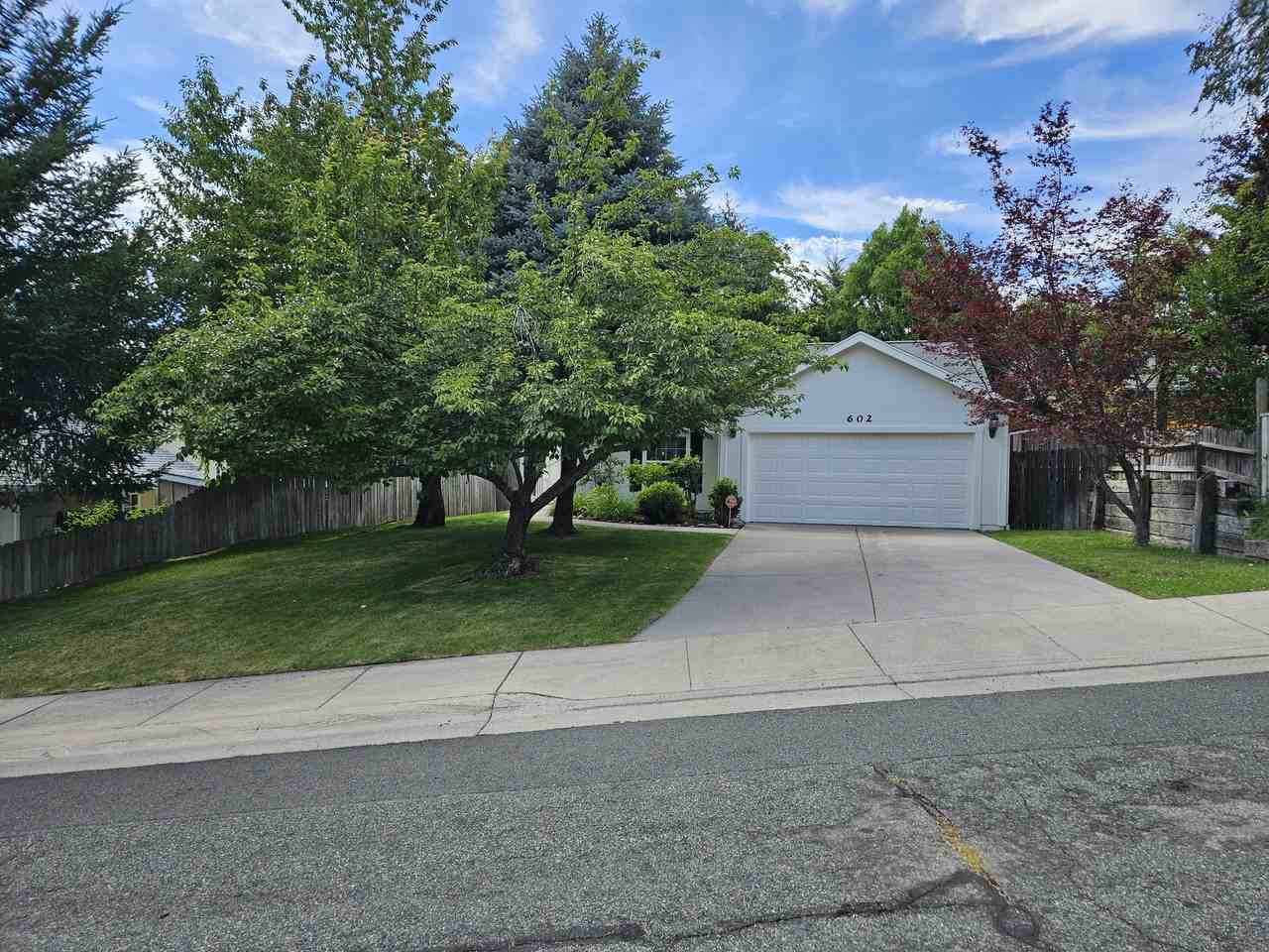 602 Mountain View Dr #NA - Photo 2 of 45