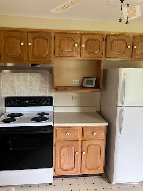 248 Oswald St #NA - Photo 3 of 15