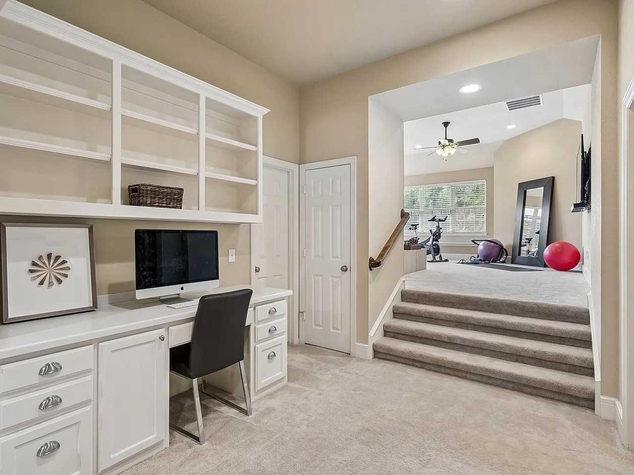 9004 Cypress Creek Rd #NA - Photo 2 of 20