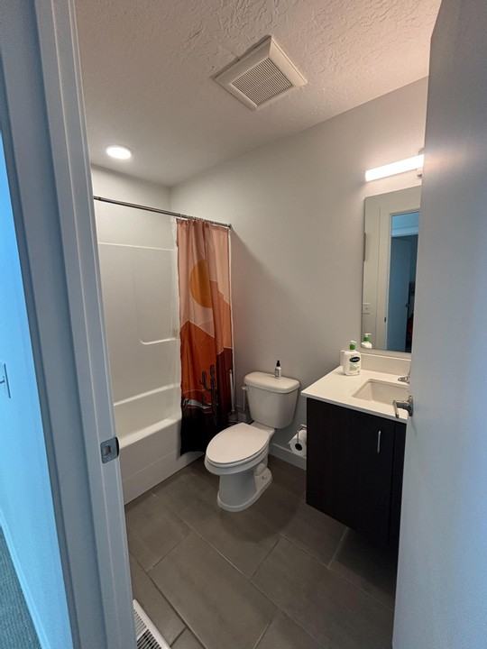 1034 W 1700 S #125 - Photo 3 of 6