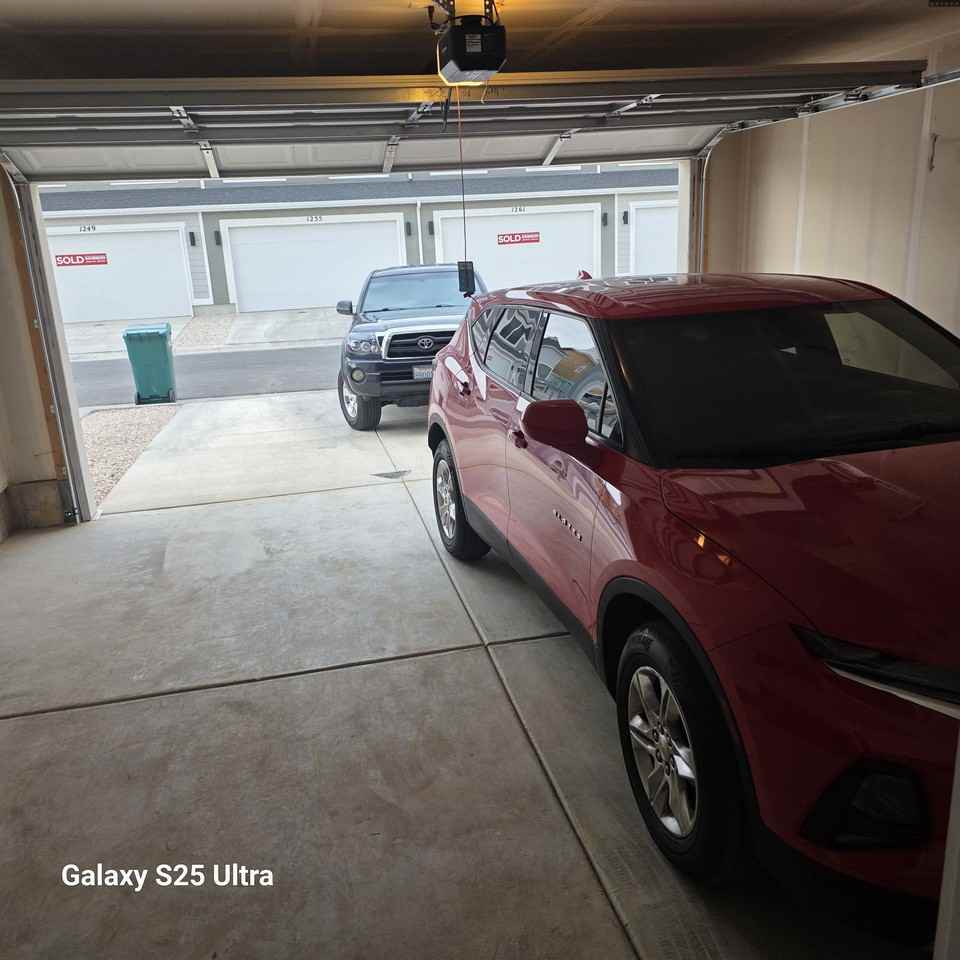 1256 N 300 E - Photo 4 of 17
