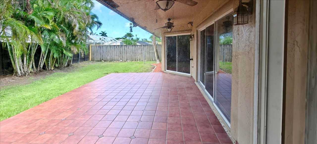 14511 Sw 162nd St #NA - Photo 2 of 16