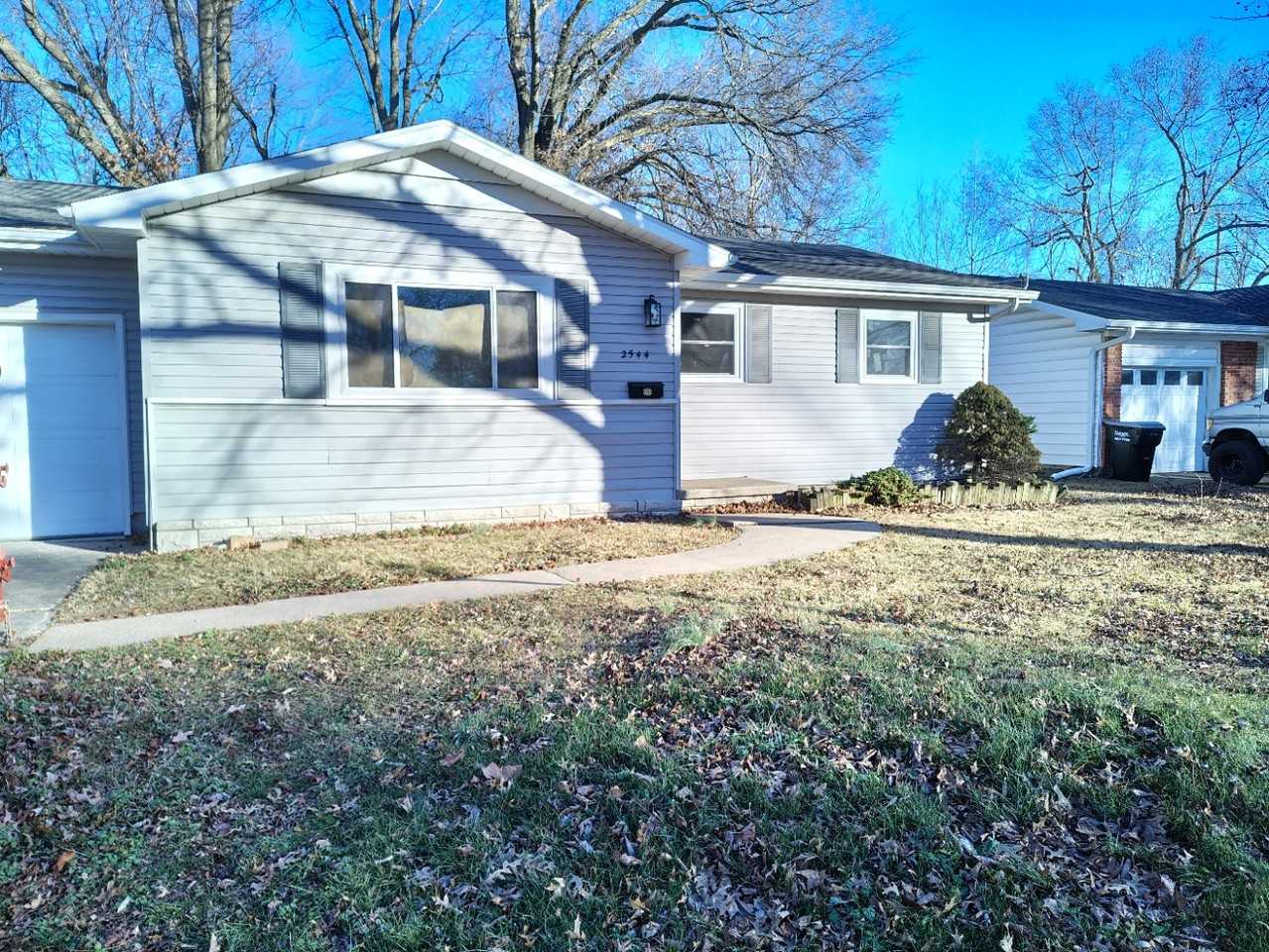 2544 S Westwood Ave #NA - Photo 2 of 23