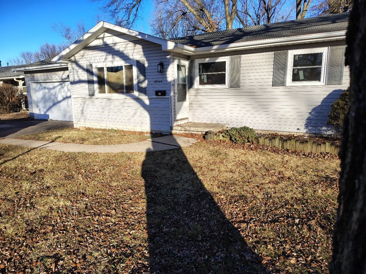 2544 S Westwood Ave #NA - Photo 3 of 23