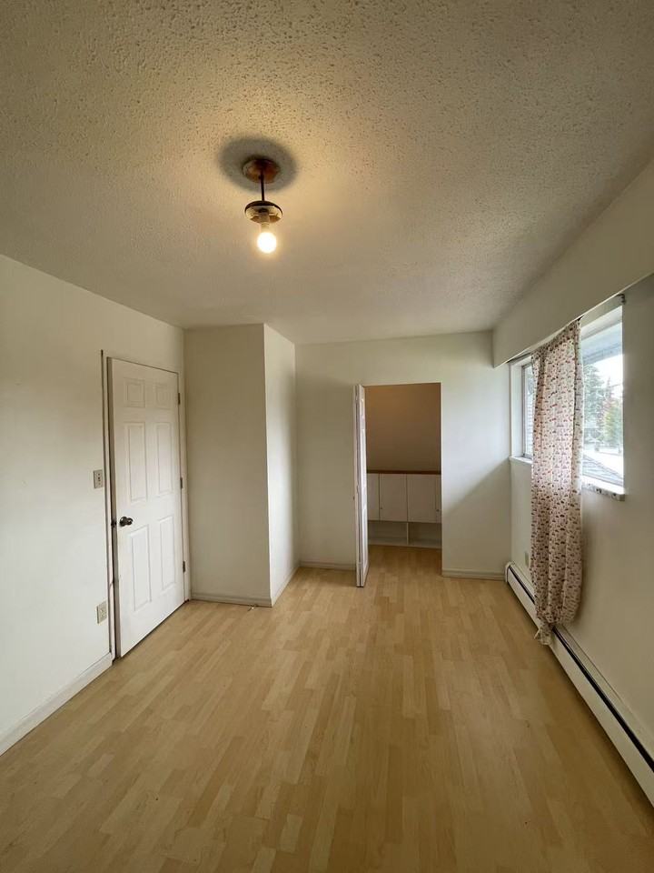 16200 108 Avenue - Photo 4 of 17