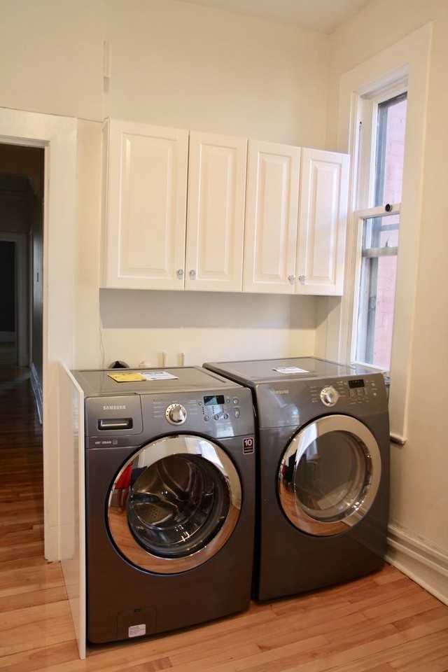330 Av Grosvenor - Photo 2 of 9