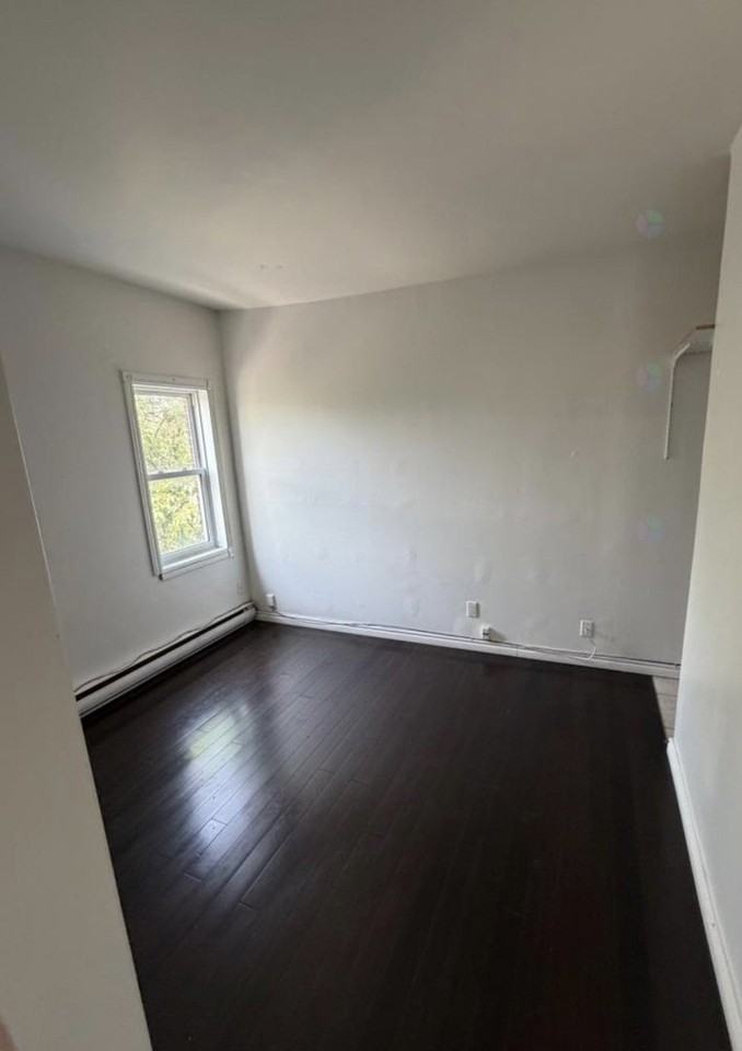 1405 Av Aird - Photo 5 of 11