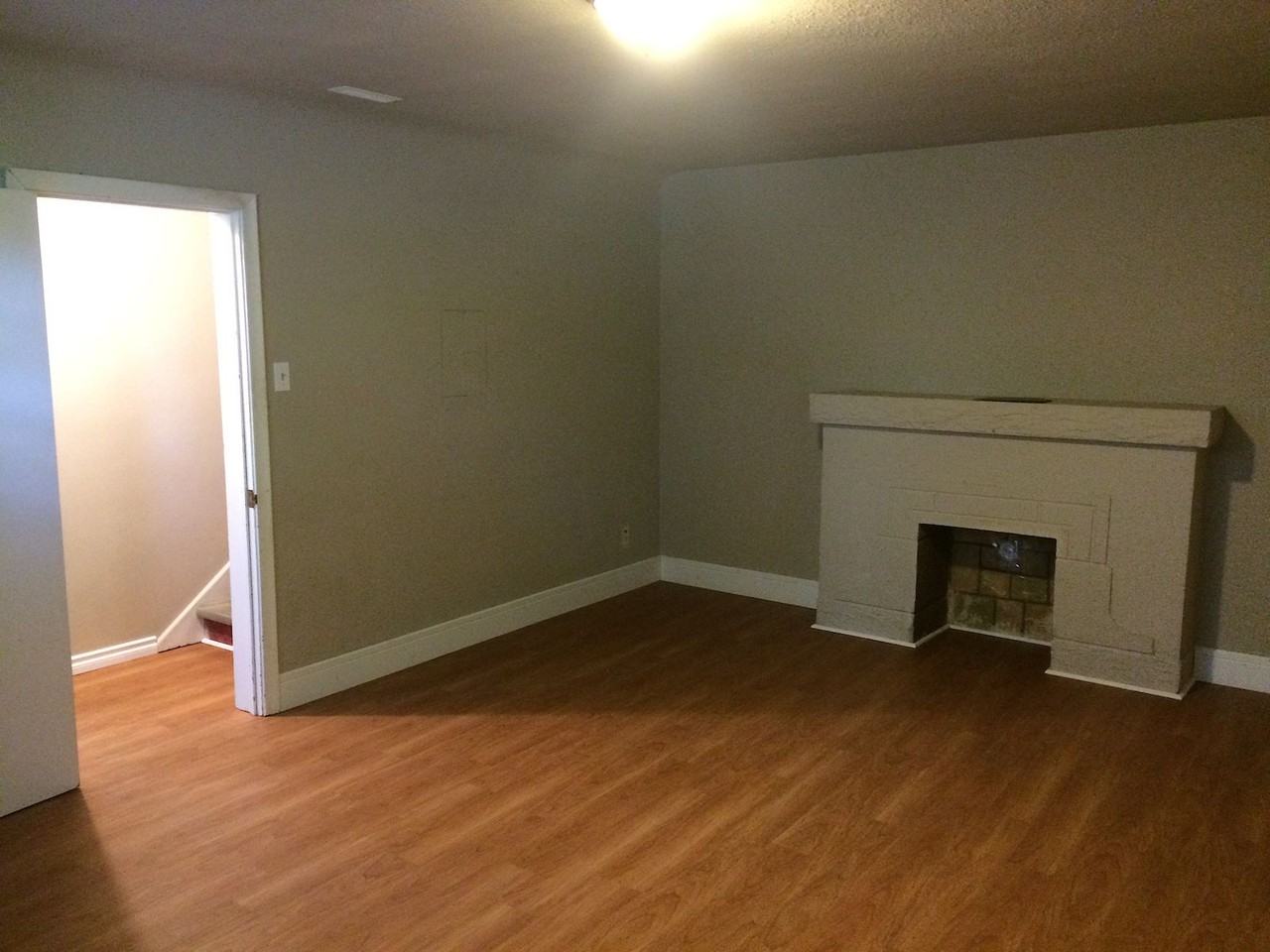 7805 116 St Nw - Photo 7 of 13