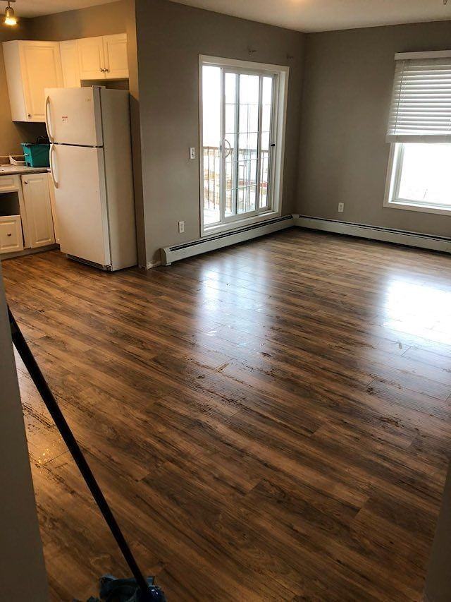 630 8 Ave Se - Photo 2 of 9