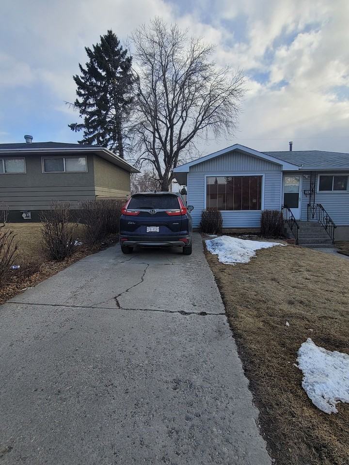 2825 9 Ave Se - Photo 5 of 33