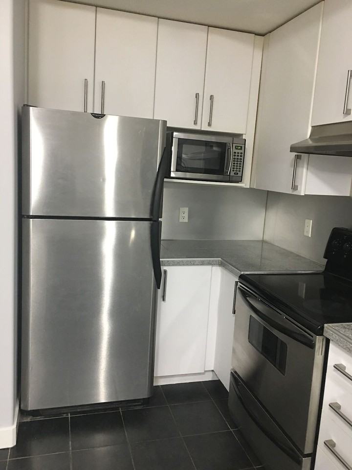 880 Centre Ave Ne - Photo 2 of 21