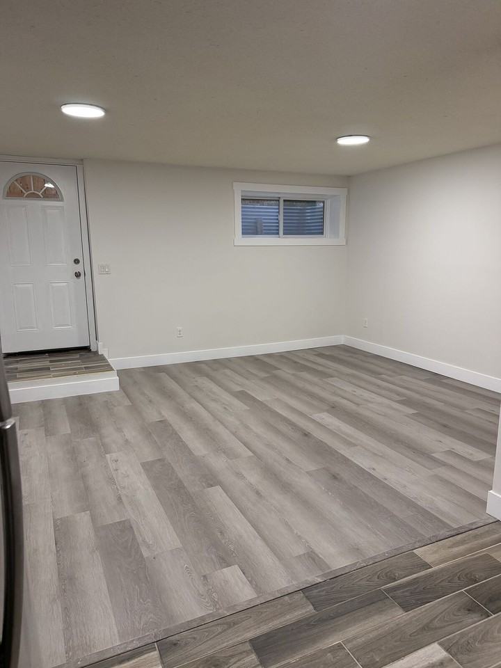 60 Skyview Shores Manor Ne - Photo 4 of 15
