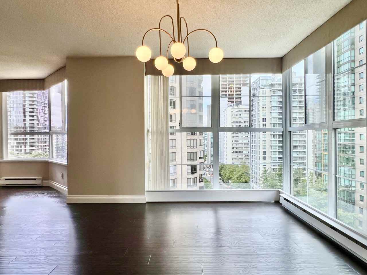717 Jervis Street #601 - Photo 4 of 24