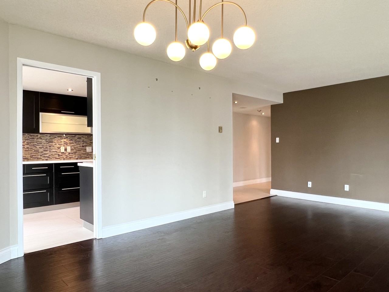 717 Jervis Street #601 - Photo 6 of 24